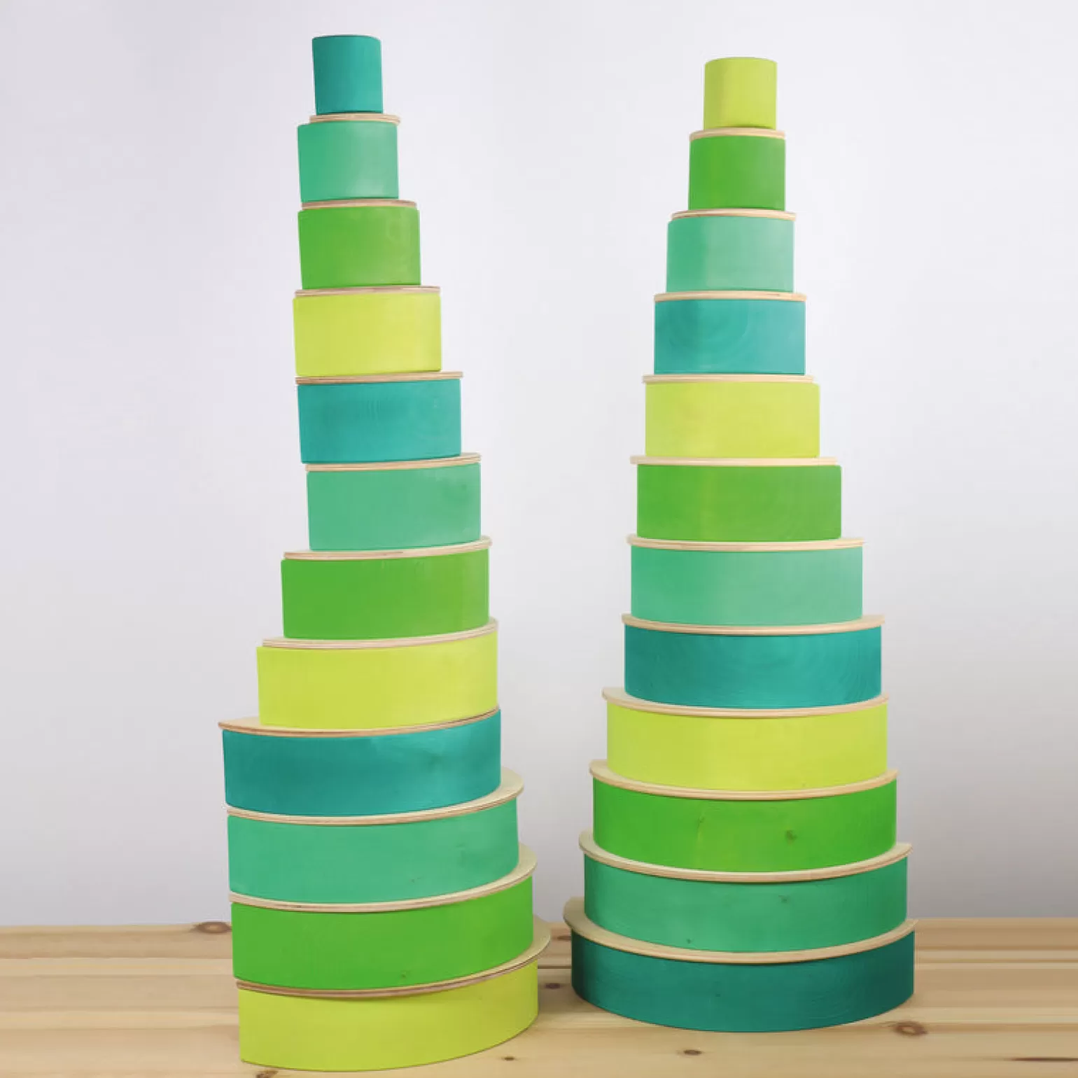 Fashion Wooden Meadow Green Rainbow Large Wooden Toys