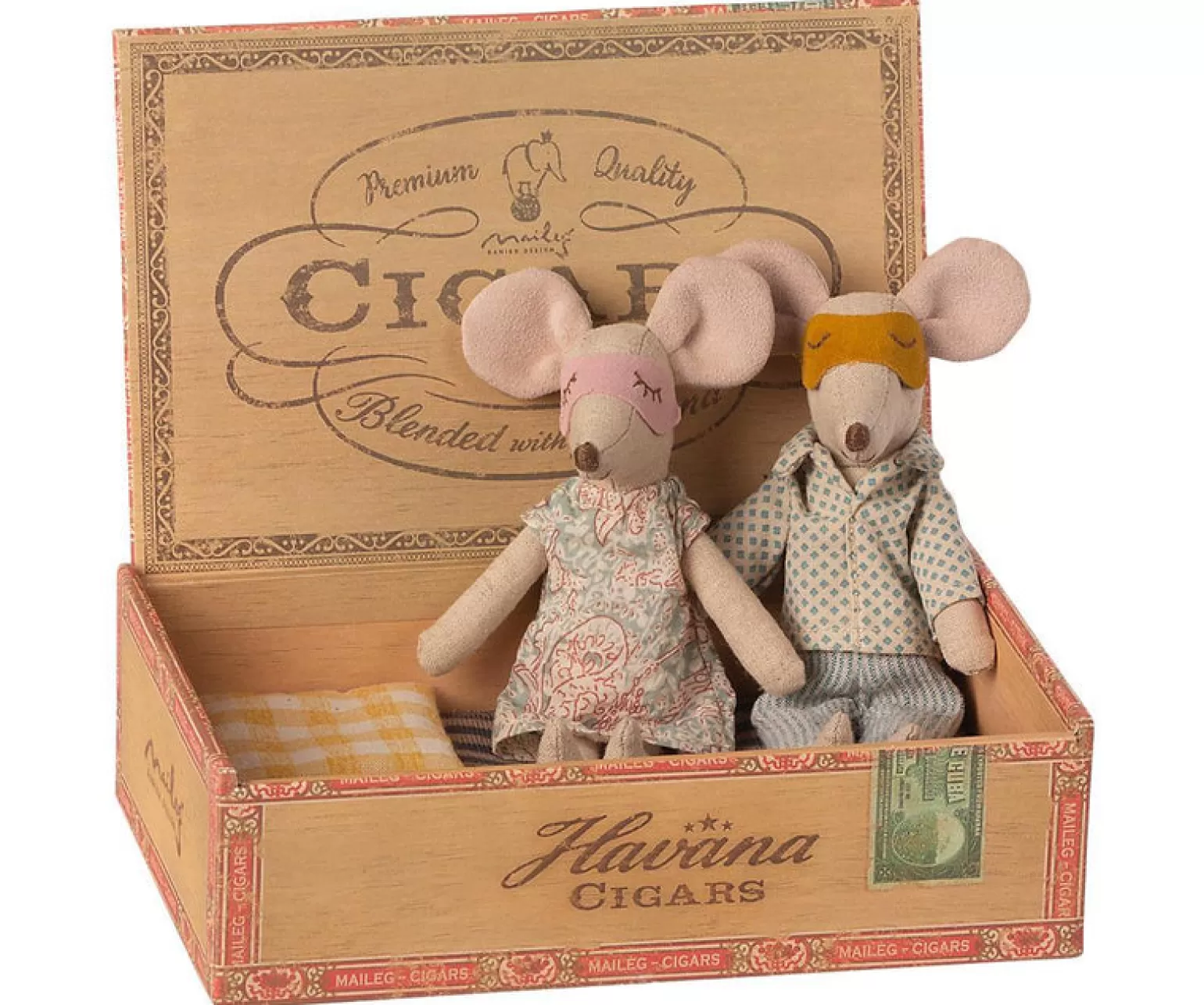 Maileg - Mice, Mum & Dad In Cigar Box