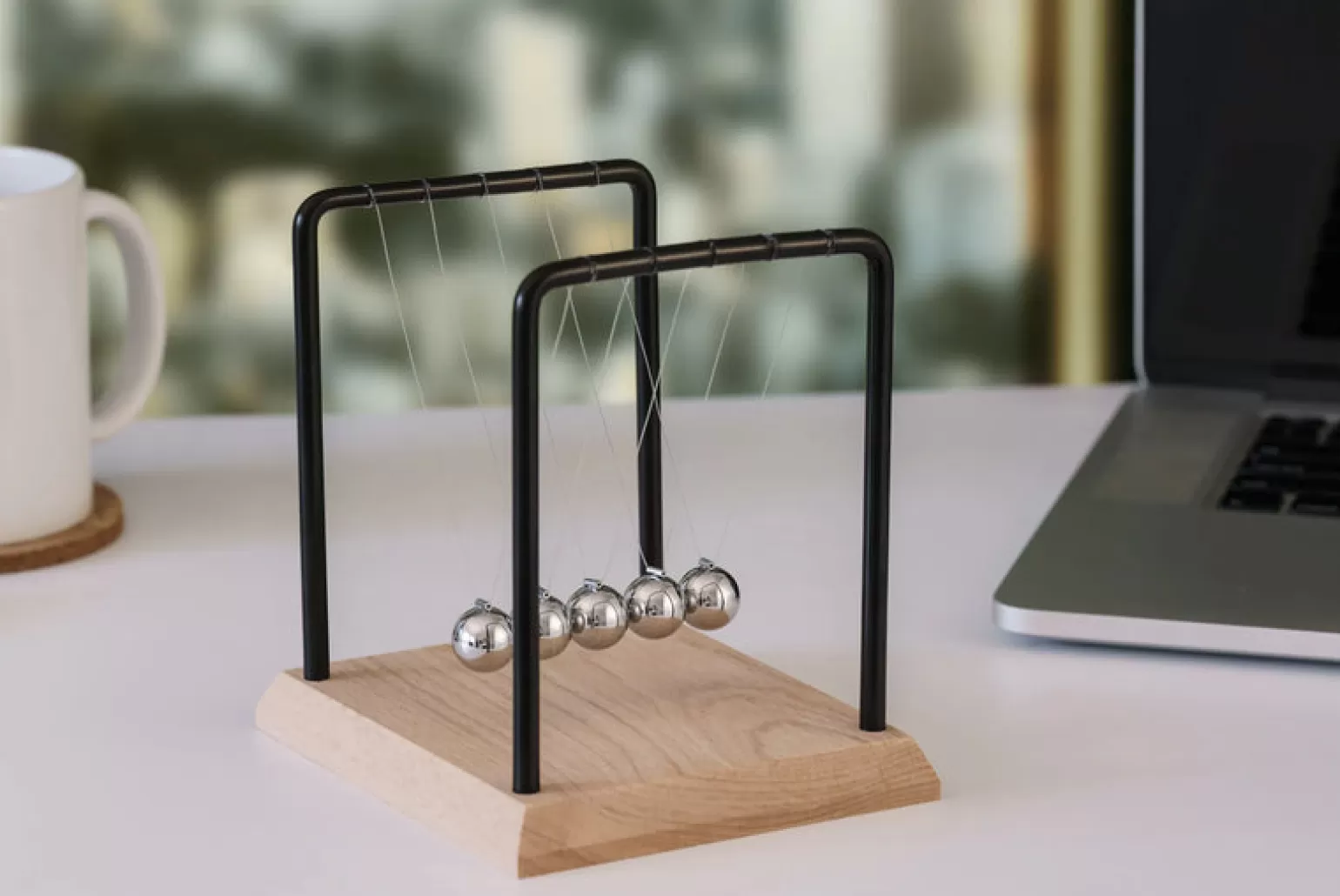 Heebie Jeebies Newton Cradle