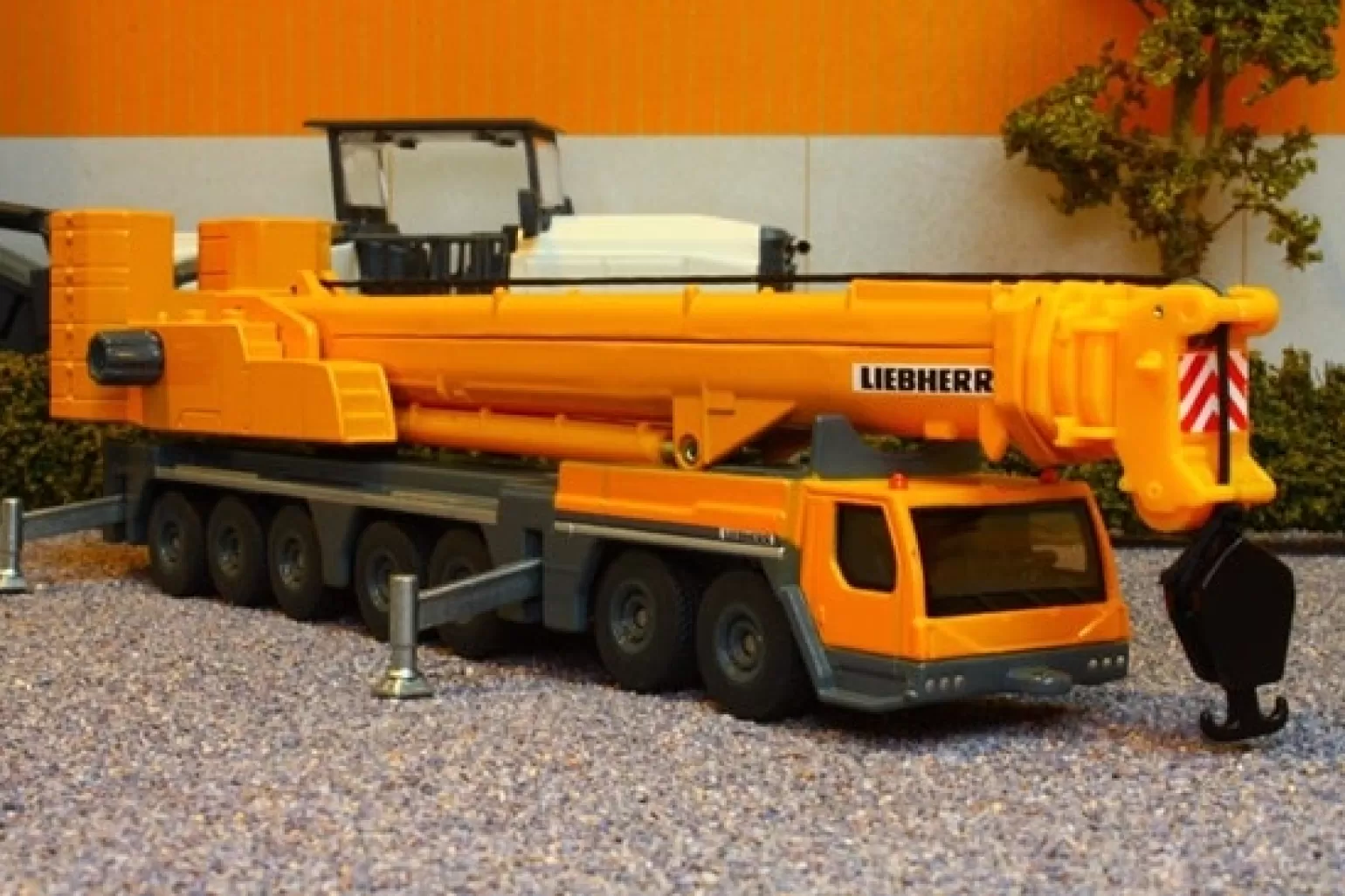 SIKU - Mobile Crane Liebherr In Yellow