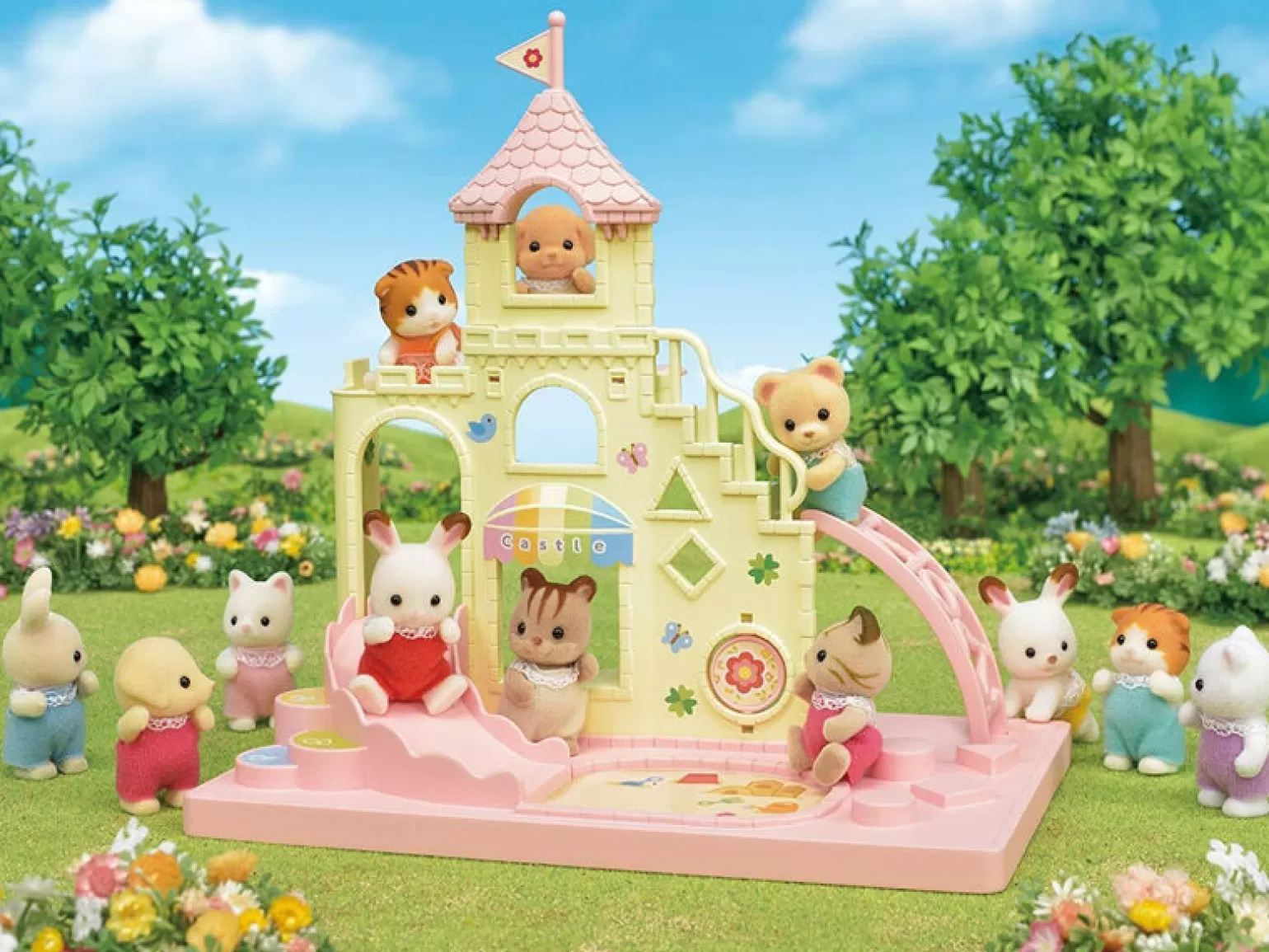 Online Baby Castle Playground Animals + Figurines