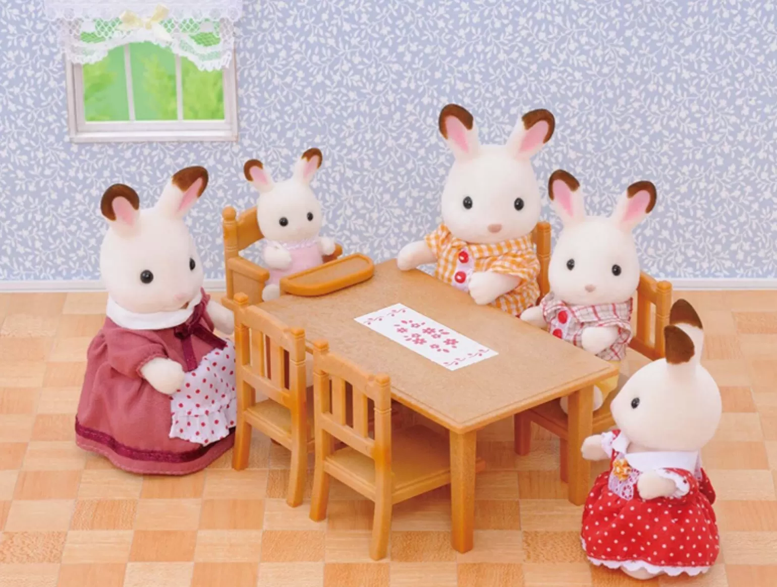 Shop Family Table And Chairs Animals + Figurines