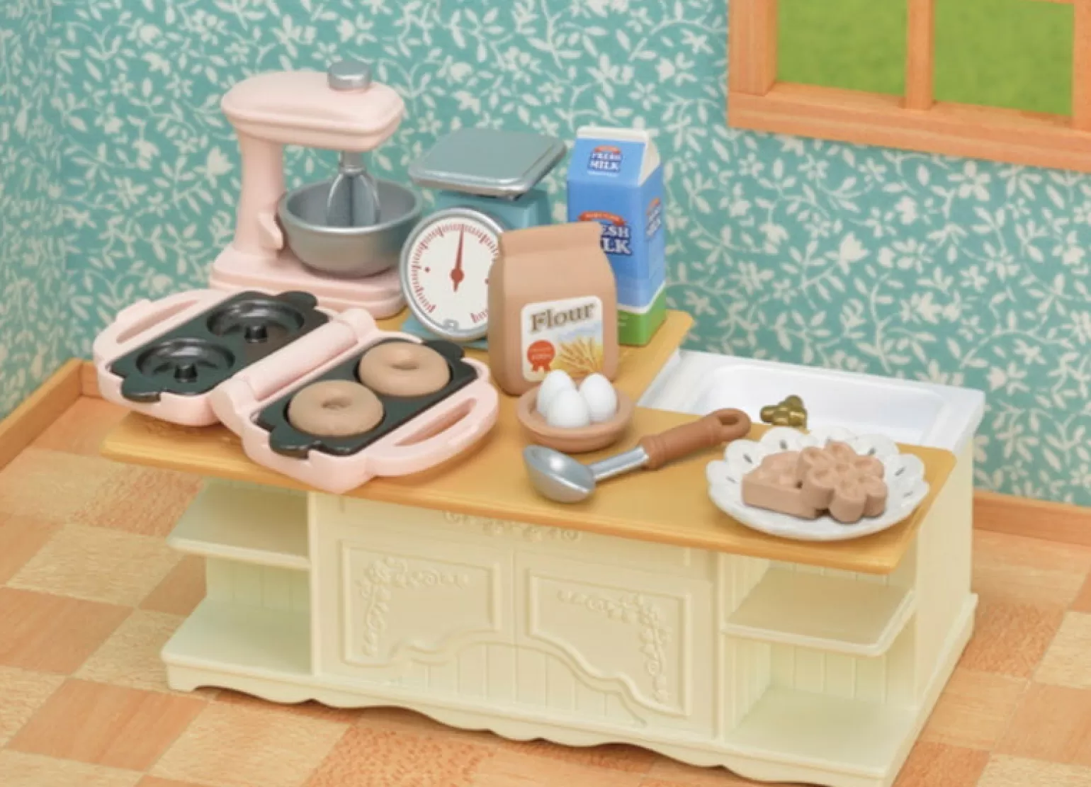 Discount Kitchen Island Animals + Figurines