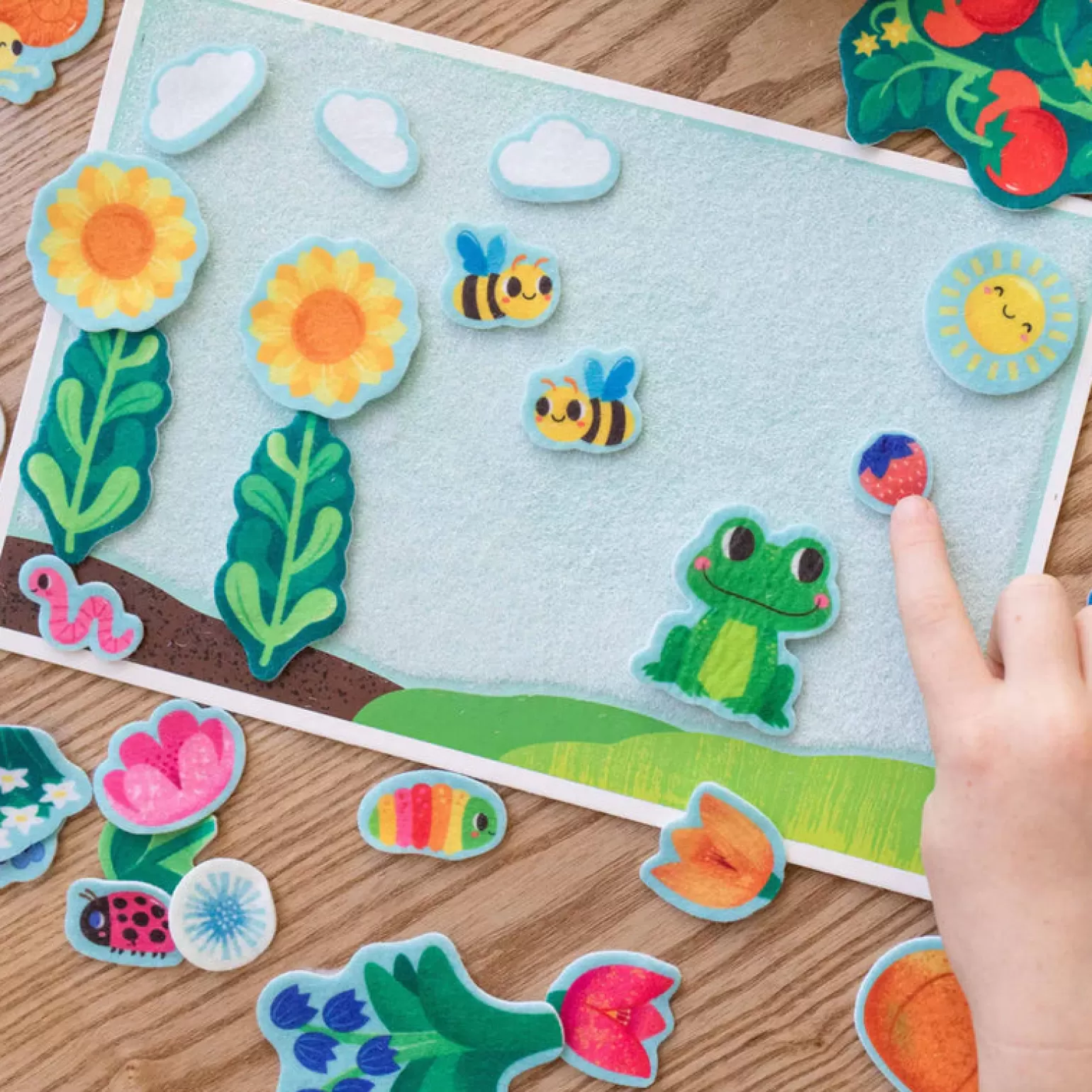 Online - Felt Stories, Once Upon A Garden Arts + Crafts